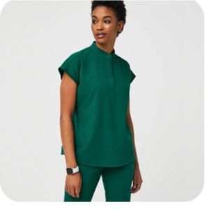 Figs Rafaela Scrub Top *Hunter Green*